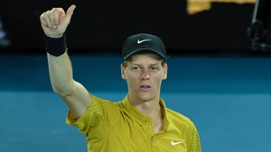 Kết quả Australian Open 2026 hôm nay 26/1: Sinner thẳng tiến, Madison Keys thành cựu vô địch