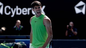 Alcaraz vào bán kết Australian Open 2026, xác lập cột mốc lịch sử trong sự nghiệp