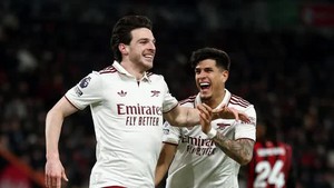 Bảng xếp hạng bóng đá Ngoại hạng Anh vòng 20: Man City bị Arsenal bị xa