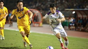 Lịch thi đấu bóng đá hôm nay 31/1: Trực tiếp Việt Nam vs Thái Lan, SLNA vs Hà Nội FC