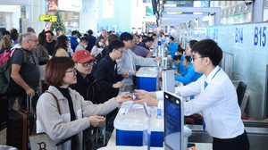 Sân bay Nội Bài đón lượng khách kỷ lục trong dịp tết Dương lịch