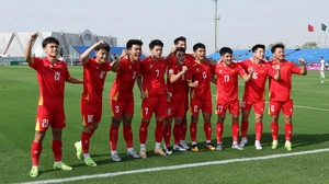 U23 Việt Nam vs U23  Kyrgyzstan: Hãy giữ đôi chân trên mặt đất