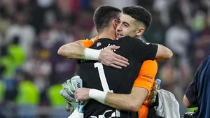 Joan Garcia đã thắng theo cách của một thủ môn lớn