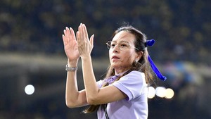 Madam Pang nói sự thật về chung kết với U22 Việt Nam, xin lỗi khi bóng đá Thái Lan thất bại ở SEA Games 33