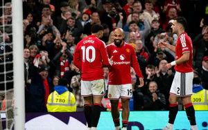Chơi hơn người, MU vẫn đánh rơi chiến thắng trước Tottenham ở phút bù giờ
