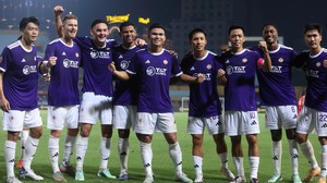 Ninh Bình và CAHN gây bất ngờ tại V-League