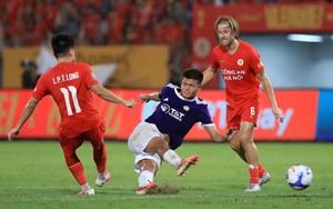 Hà Nội FC đánh thức cuộc đua vô địch V-League