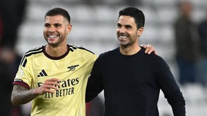Quan điểm: Băng ghế dự bị đáng mơ ước của Arsenal