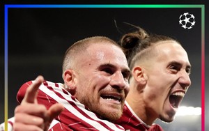 Liverpool ngược dòng ngoạn mục, ghi liền 4 bàn để thắng Villarreal 