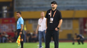 V-League 2026/27: 'Nóng' ghế cầm quân