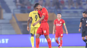CAHN đánh rơi điểm trước Thanh Hóa