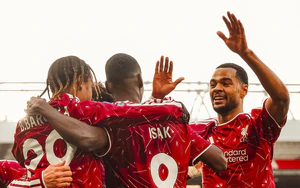 Isak ghi bàn, Liverpool đánh bại "hiện tượng" Brighton