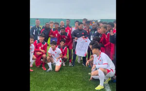 U15 Việt Nam và U15 Cuba giao lưu đầm ấm sau trận tứ kết U15 World Cup Festival 2026