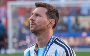 Messi ấp ủ những kế hoạch gì khi kỷ nguyên vàng khép lại?
