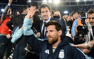 Người Argentina đã học cách yêu Lionel Messi như thế nào?