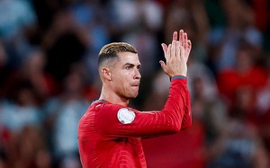 Ronaldo công bố bản ghi nhớ 8 điểm mà HLV Jorge Jesus sẽ phát biểu trước báo chí nhưng lại thất hứa