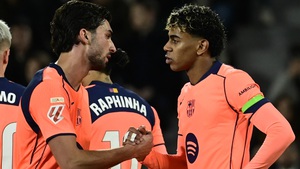 Sút 30 lần, ghi 3 bàn: Barcelona hỏng thước ngắm