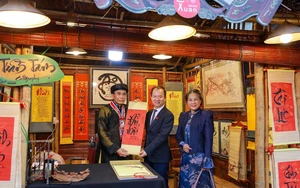 Khai mở Hội chữ Xuân Bính Ngọ 2026 tại Văn Miếu - Quốc Tử Giám