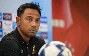 Tin nóng thể thao tối 14/2: CLB Singapore sa thải HLV sau khi thua đậm đội bóng Việt Nam; Cầu thủ Barca bất bình với HLV 