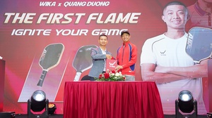 Thần đồng Pickleball Quang Dương ra mắt bộ sưu tập vợt mới mang tên "First Flame"