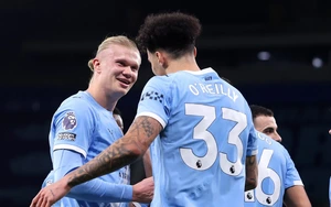 Man City thắng kịch tính, tạo áp lực tuyệt đối lên Arsenal trong cuộc đua vô địch