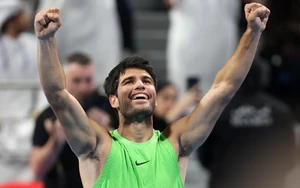 Tin nóng thể thao sáng 22/2: Alcaraz lên ngôi vô địch ở Doha, Olympic mùa Đông rúng động vì tai nạn nghiêm trọng