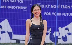 Nữ ca sĩ Hà Nhi lấn sân kinh doanh thể thao, đầu tư vào pickleball