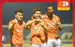 Tuyển thủ U23 Việt Nam phản lưới nhà trong trận thua của PVF-CAND