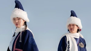 Trang phục của đoàn thể thao Mông Cổ gây sốt mạng xã hội trước thềm Thế vận hội Mùa đông 2026