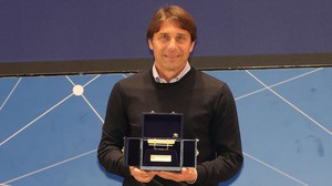Antonio Conte: Từ 'Ghế Vàng' đến 'thợ hàn'