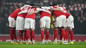 Arsenal đối mặt với vấn đề nan giải, có nguy cơ ảnh hưởng lớn đến cơ hội vô địch Ngoại hạng Anh