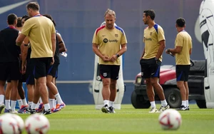 Cầu thủ Barca muốn Hansi Flick làm HLV lâu dài ở Camp Nou