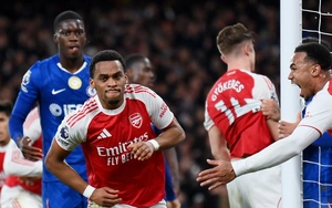 Gary Neville: Arsenal sẽ trải qua 10 tuần "đau đớn" để giành chức vô địch Premier League