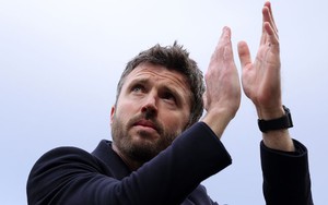 Carrick phải làm gì nếu chính thức được chọn dẫn dắt MU?