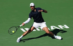 Djokovic vào vòng 4 Indian Wells Masters lần đầu tiên sau 9 năm, đối đầu nhà ĐKVĐ