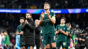 Lượt đi vòng 1/8 Champions League: Man City thua thì có gì lạ?!