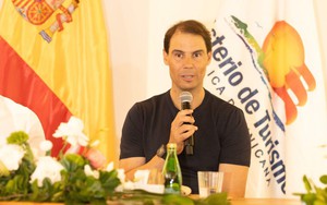 Rafael Nadal tham gia vào 'cơn sốt' pickleball