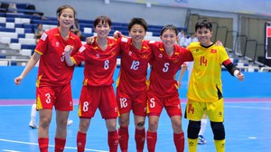 Futsal nữ Việt Nam và tấm huy chương đồng đáng suy nghĩ