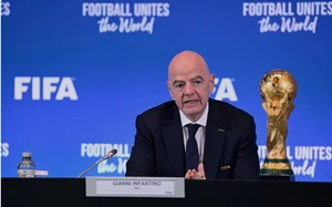 Chủ tịch FIFA từ chối yêu cầu của ĐT Iran, tuyên bố World Cup diễn ra đúng kế hoạch