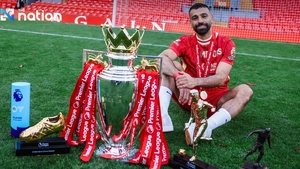 Mohamed Salah chia tay Liverpool cuối mùa giải này: Cái kết đẹp cho cuộc tình 9 năm