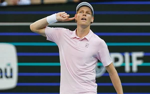 Jannik Sinner lập kỷ lục mới, trở thành tay vợt thứ 4 trong lịch sử quần vợt thế giới làm được điều đặc biệt