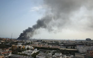 Xung đột tại Trung Đông: Iran tuyên bố tấn công tàu sân bay Mỹ, giao tranh lan rộng