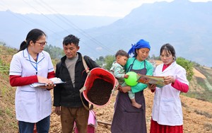 Đưa tinh thần Hội nghị Trung ương 2 vào cuộc sống từ nơi vùng cao, biên giới