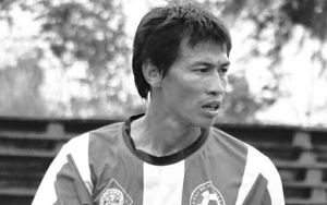 Cựu tuyển thủ Việt Nam Nguyễn Minh Nghĩa đột ngột qua đời ở tuổi 49