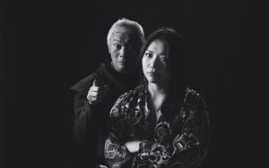 Họa sĩ Đào Anh Khánh và con gái CAT đối thoại trong triển lãm chung đầu tiên