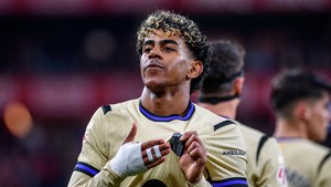 Barcelona: Ánh sáng Pedri, phép thuật Yamal