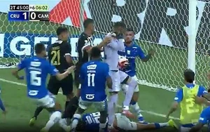 Độc lạ bóng đá Brazil: Hỗn chiến kinh hoàng ở derby, trọng tài rút ra... 23 thẻ đỏ