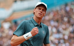 Sinner thắng Alcaraz 2 set trắng để vô địch Monte Carlo Masters và đòi lại vị trí số 1 thế giới