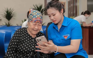 Điểm sáng chuyển đổi số - đưa công nghệ đến tận cửa, chạm đến trái tim