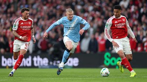 Man City vs Arsenal: Chung kết của lịch sử!